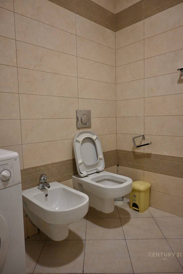 Appartamento 3+1 in affitto nel Complesso Delijorgji, Tirana