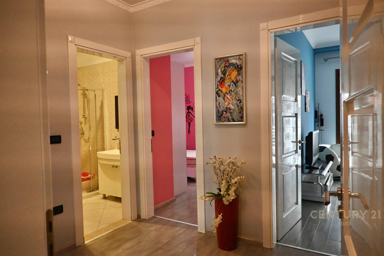 Appartamento 3+1 in affitto nel Complesso Delijorgji, Tirana