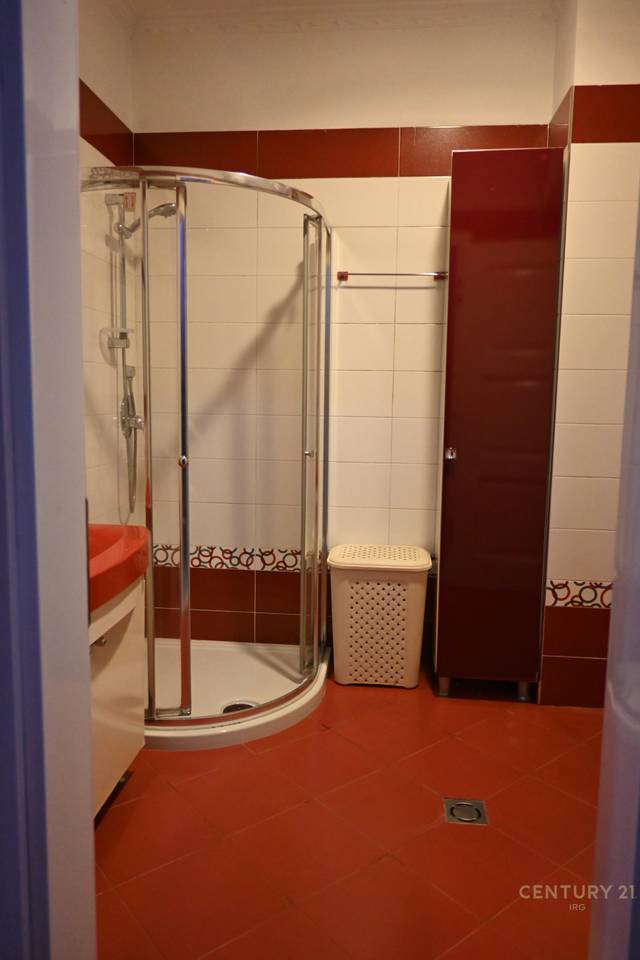 Appartamento 3+1 in affitto nel Complesso Delijorgji, Tirana