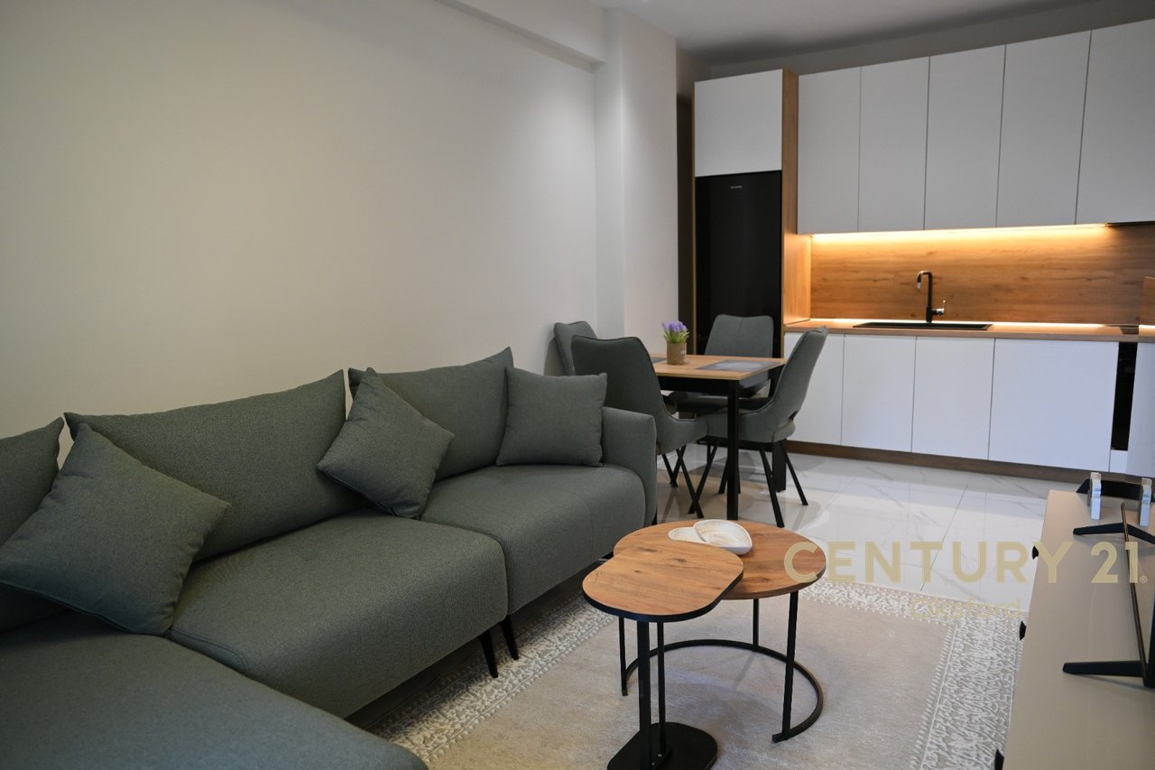 Apartment 1+1 for Sale in Kamez!