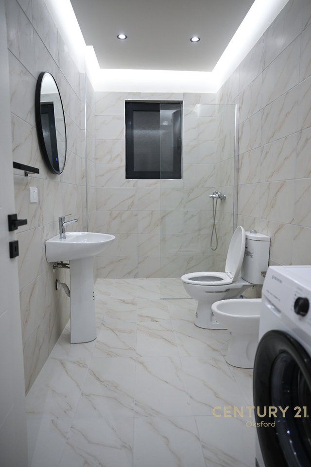 Apartment 2+1 for Sale in Kamez!