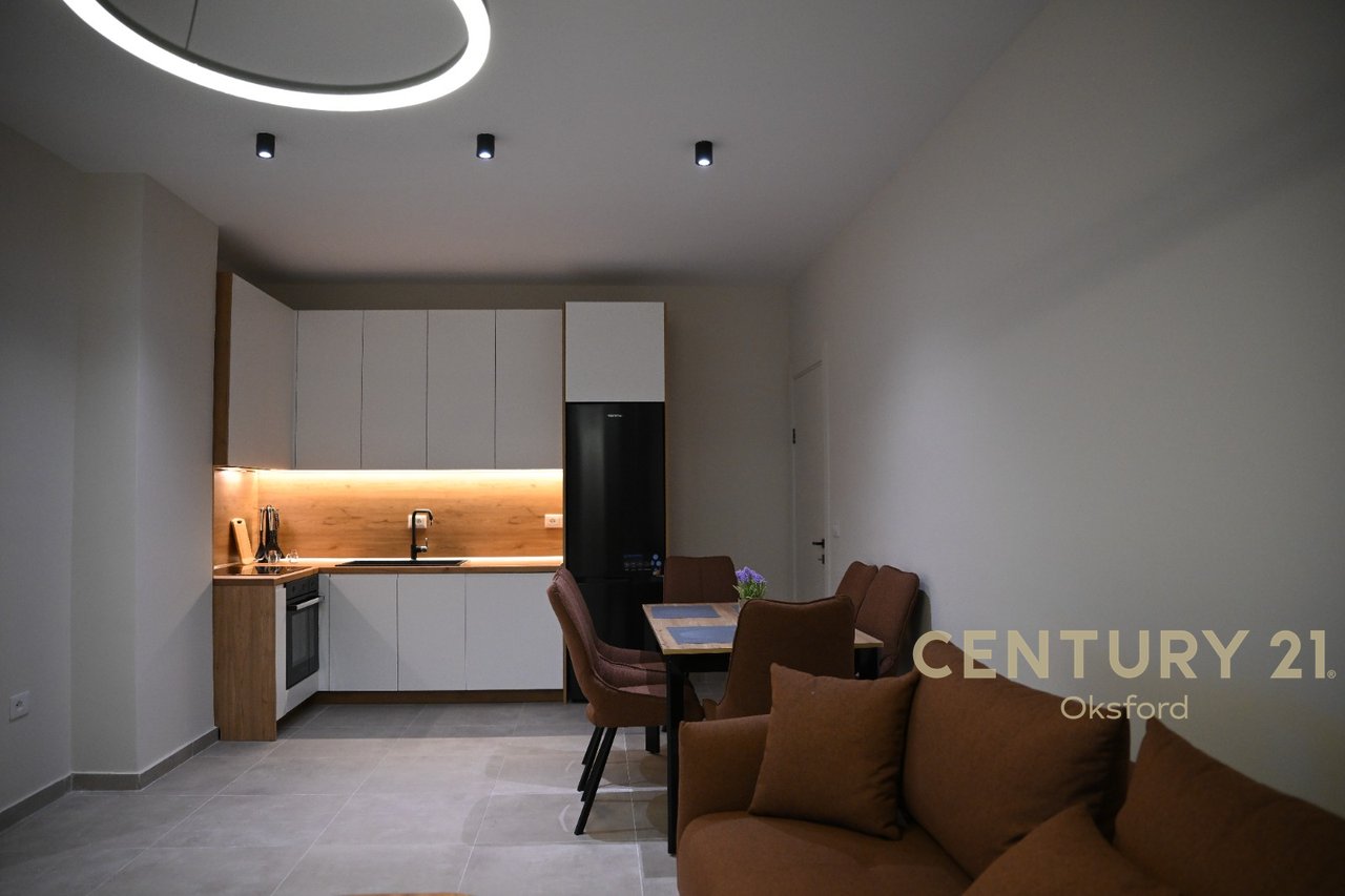 Apartment 2+1 for Sale in Kamez!