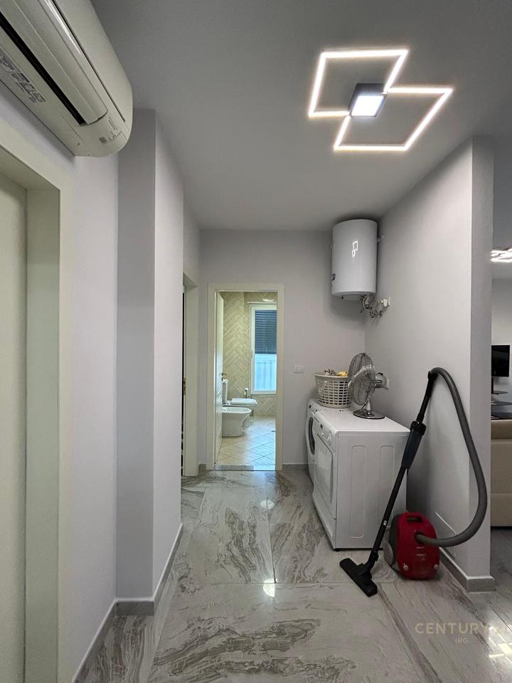 JEPET ME QERA APARTAMENT 3+1+2 TEK 21 DHJETORI.