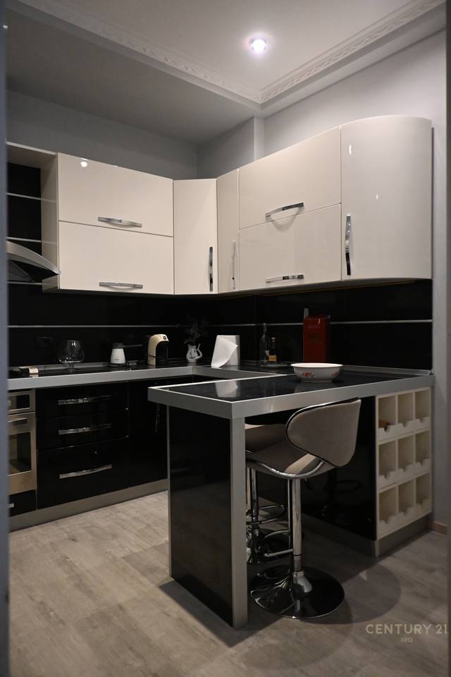 Appartamento 3+1 in affitto nel Complesso Delijorgji, Tirana