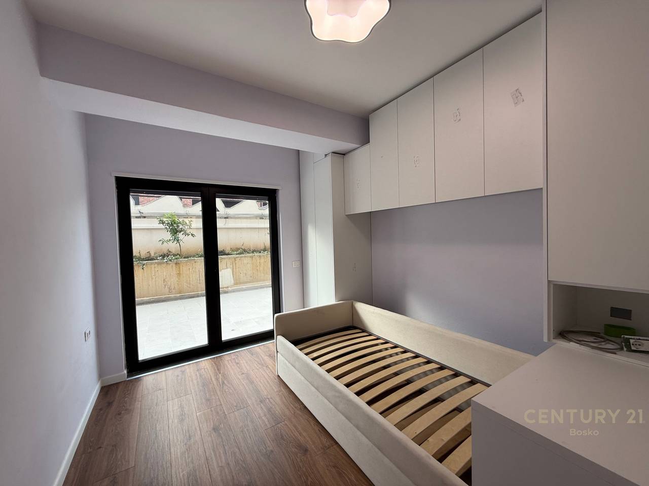 APARTMENT 3+1 FOR SALE WITH SUPER TERRACE IN KODRA E DIELLIT 2