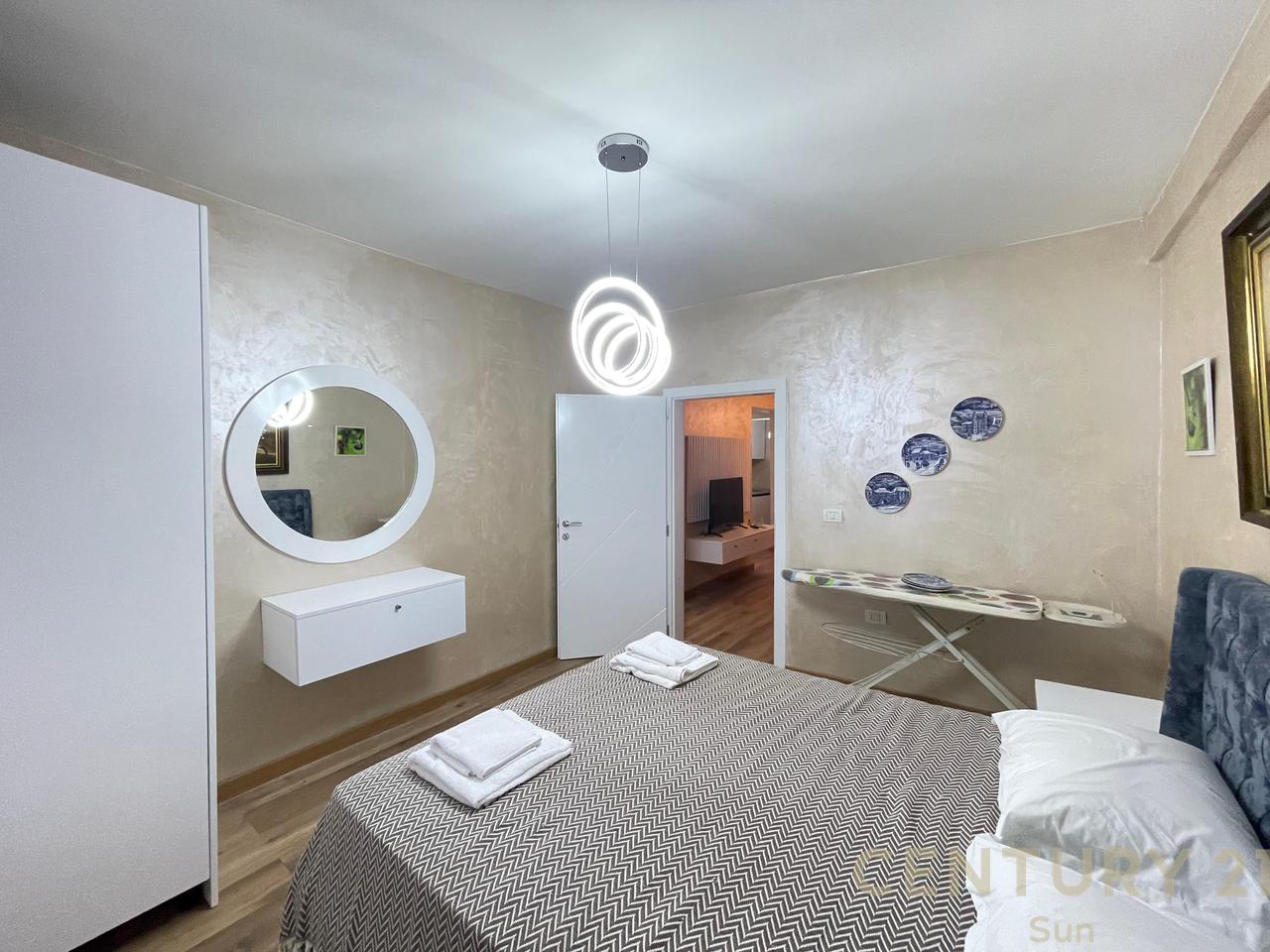 VILE PER QIRA PRANE RR. MUHAMET GJOLLESHA!