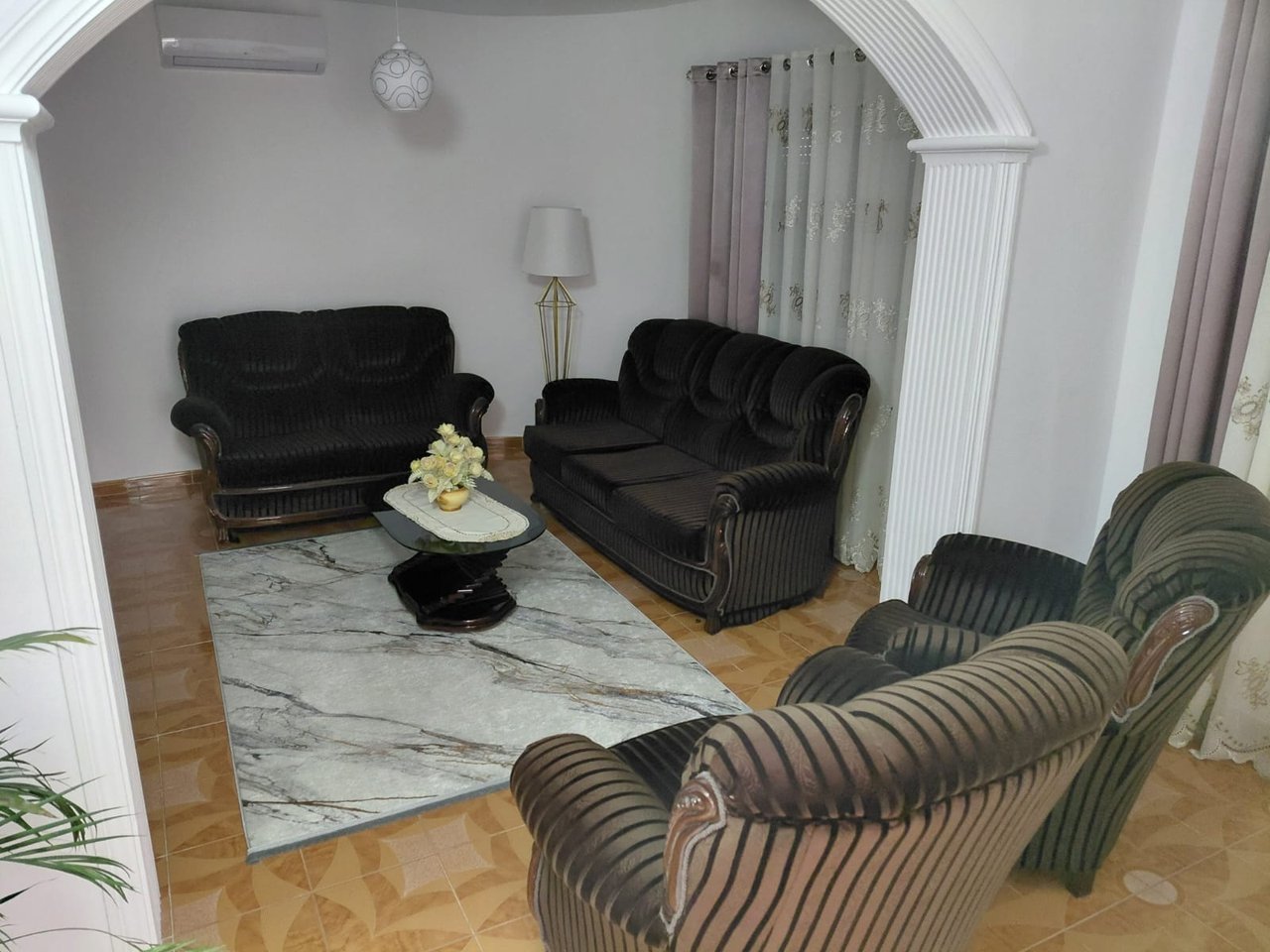 SHTEPI PRIVATE PER QIRA,NE KUME!