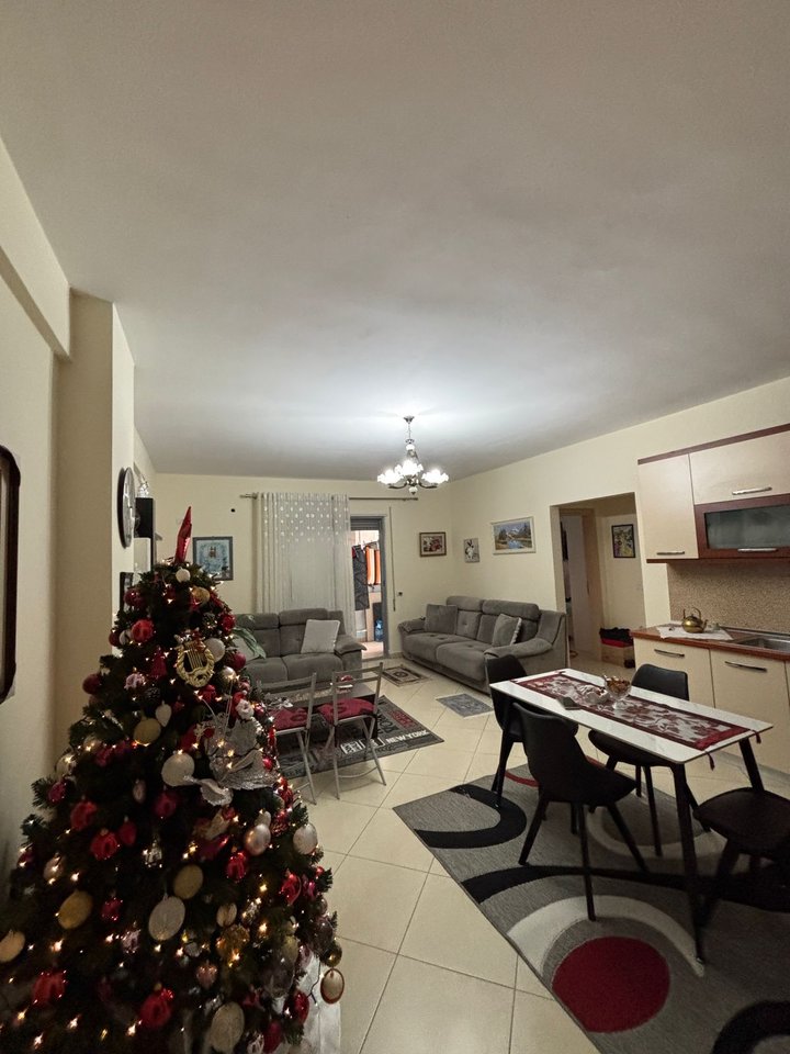 SHITET APARTAMENT 2+1 ,TEK ISH KOMBINATI!