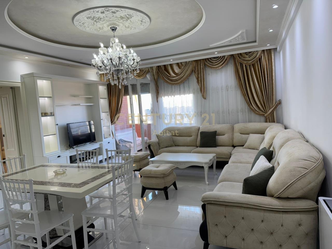 SUPER APARTAMENT 2+1+2+3 BALLKONE+ 2 Poste PARKIMI PER SHITJE