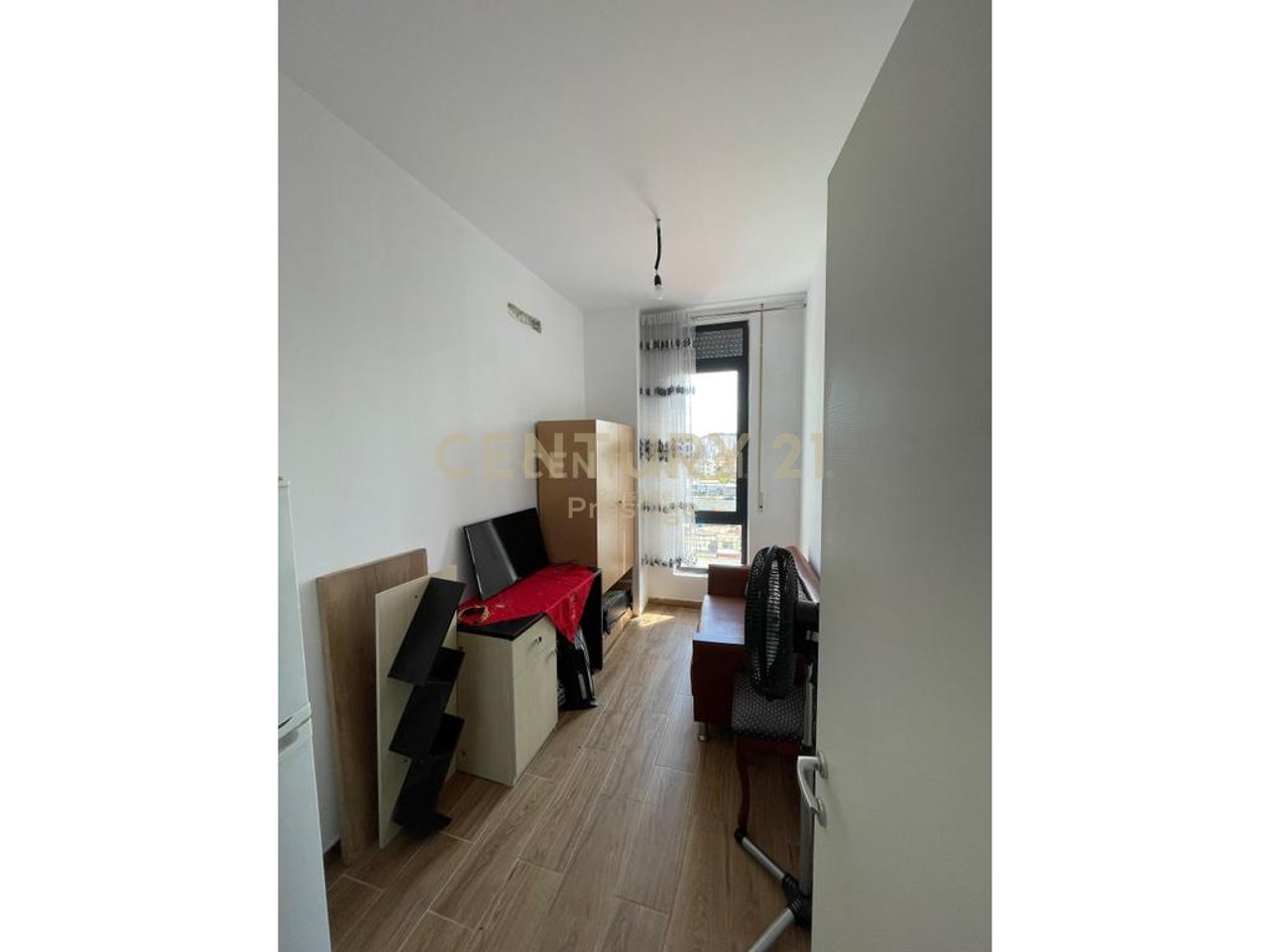 APARTAMENT I TIPOLOGJISE 2+1 ME QIRA, TEK ISH-DOGANA, TIRANE!