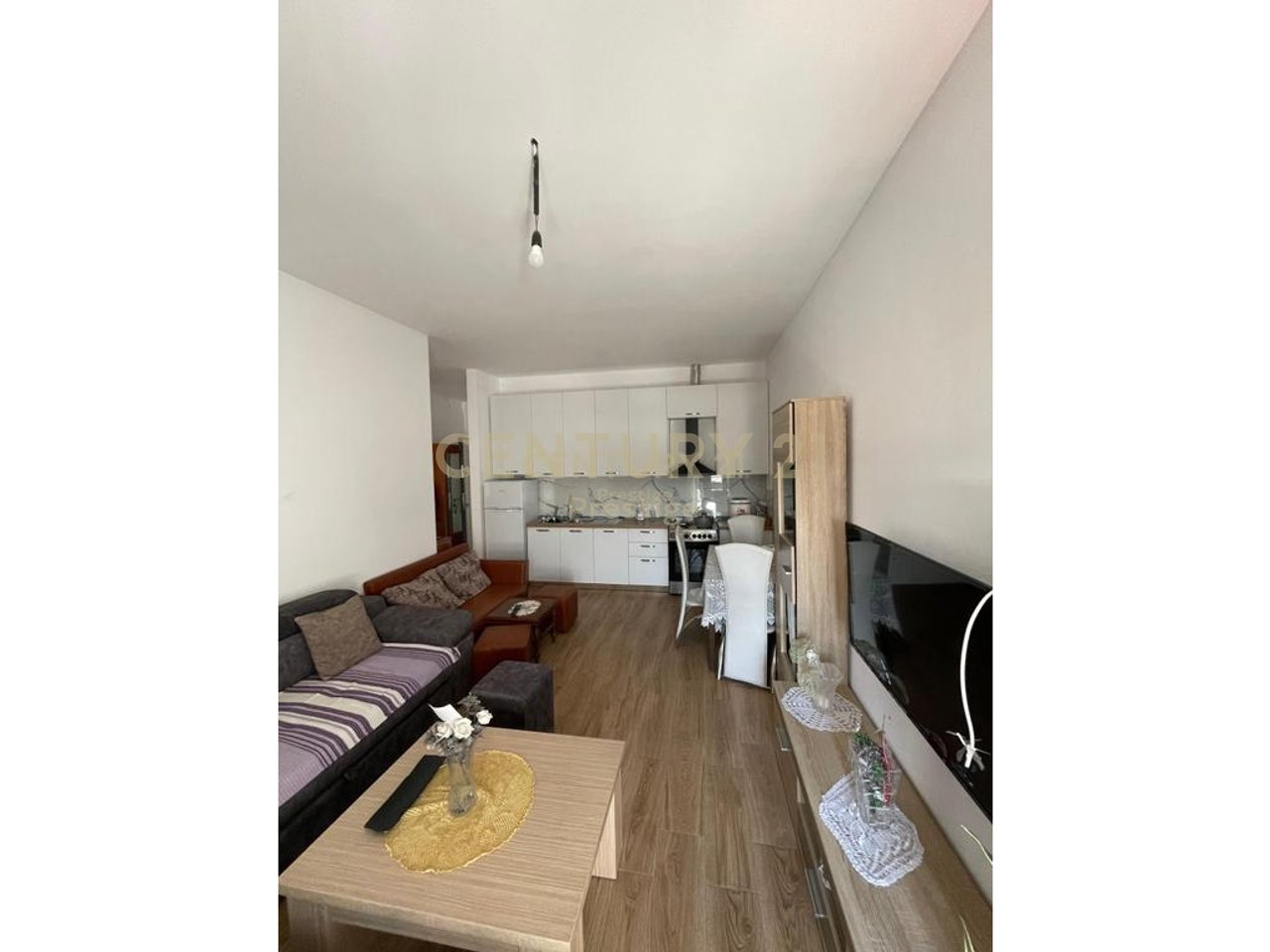 APARTAMENT I TIPOLOGJISE 2+1 ME QIRA, TEK ISH-DOGANA, TIRANE!