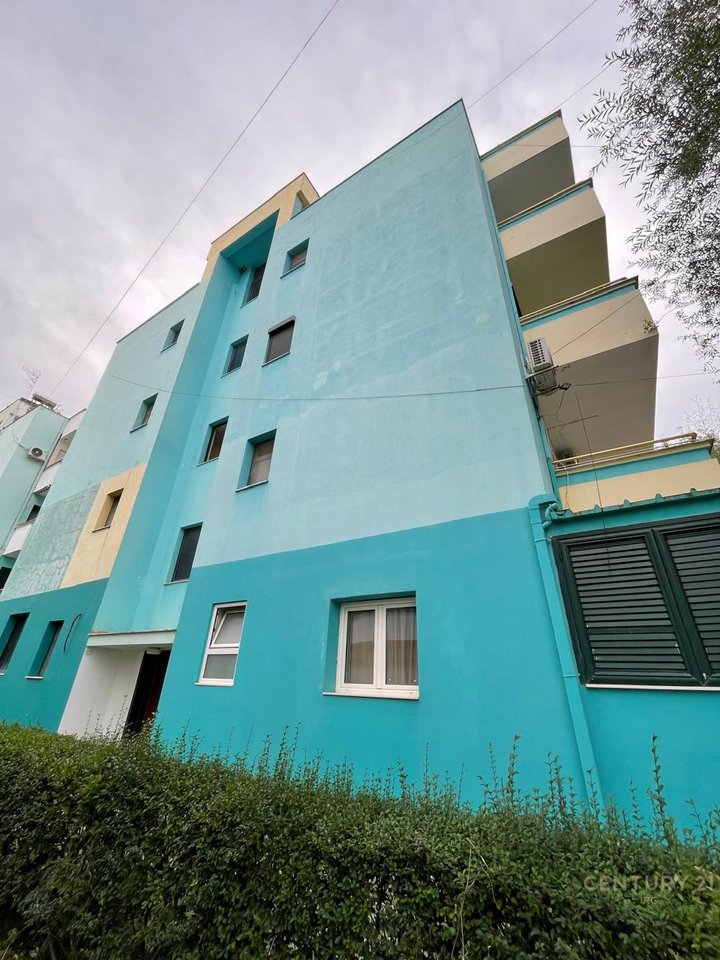 APARTMENT 2+1 FOR SALE IN GOLEM!