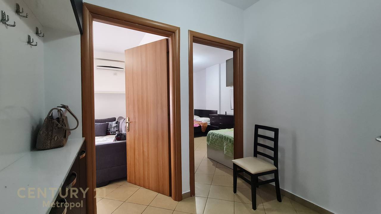 APPARTAMENTO 1+1 NELL'AREA DI YZBERISHT!