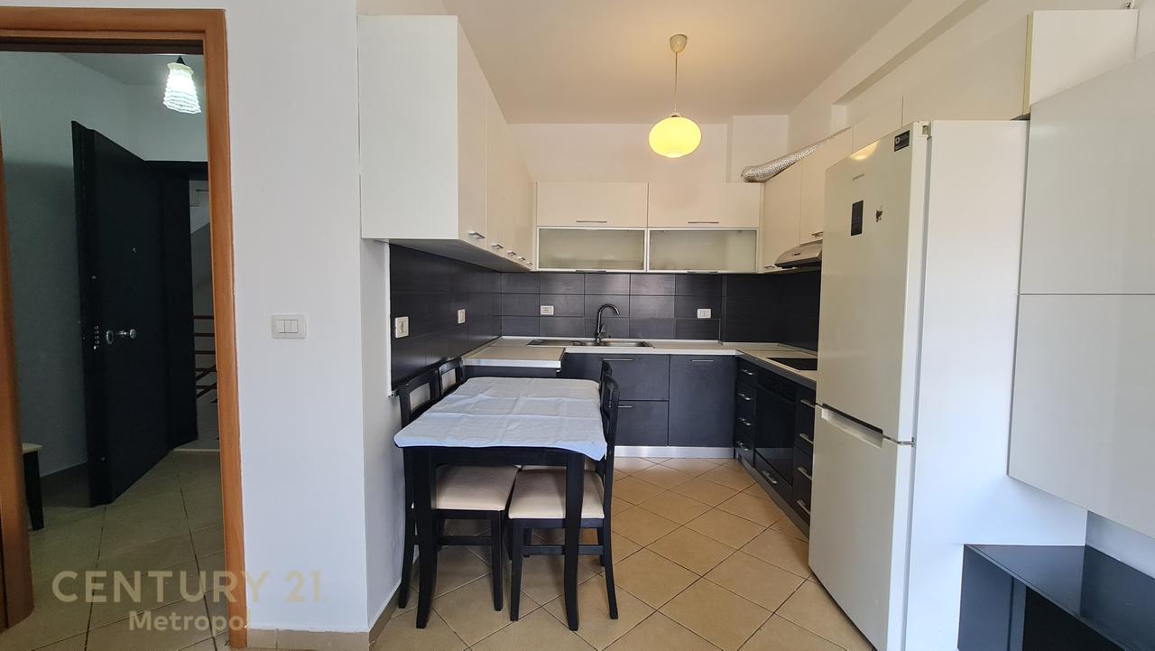 APPARTAMENTO 1+1 NELL'AREA DI YZBERISHT!