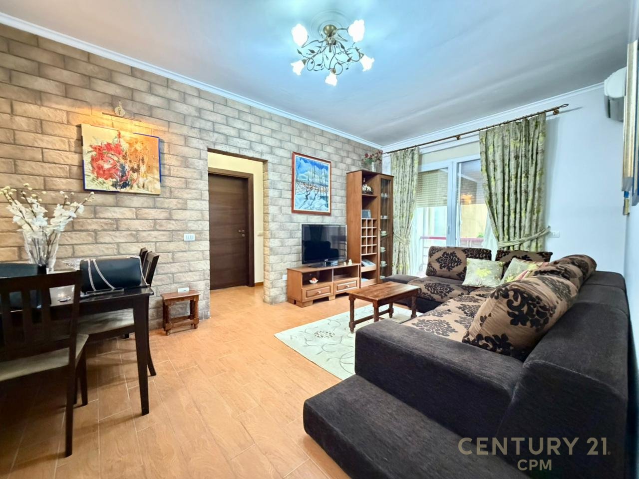 APARTAMENT 2+1+2 PER QIRA PERBALLE HIPOTEKES!