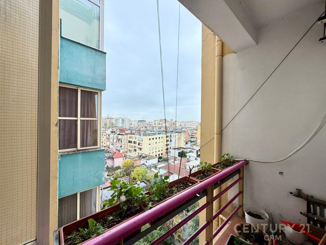 APARTAMENT 2+1+2 PER QIRA PERBALLE HIPOTEKES!