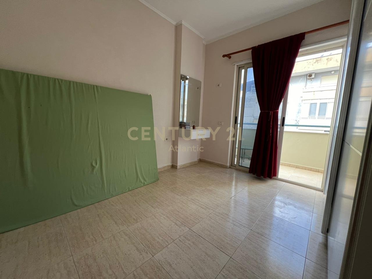 1+1 Apartment For Sale at Iliria Beach, Durrës