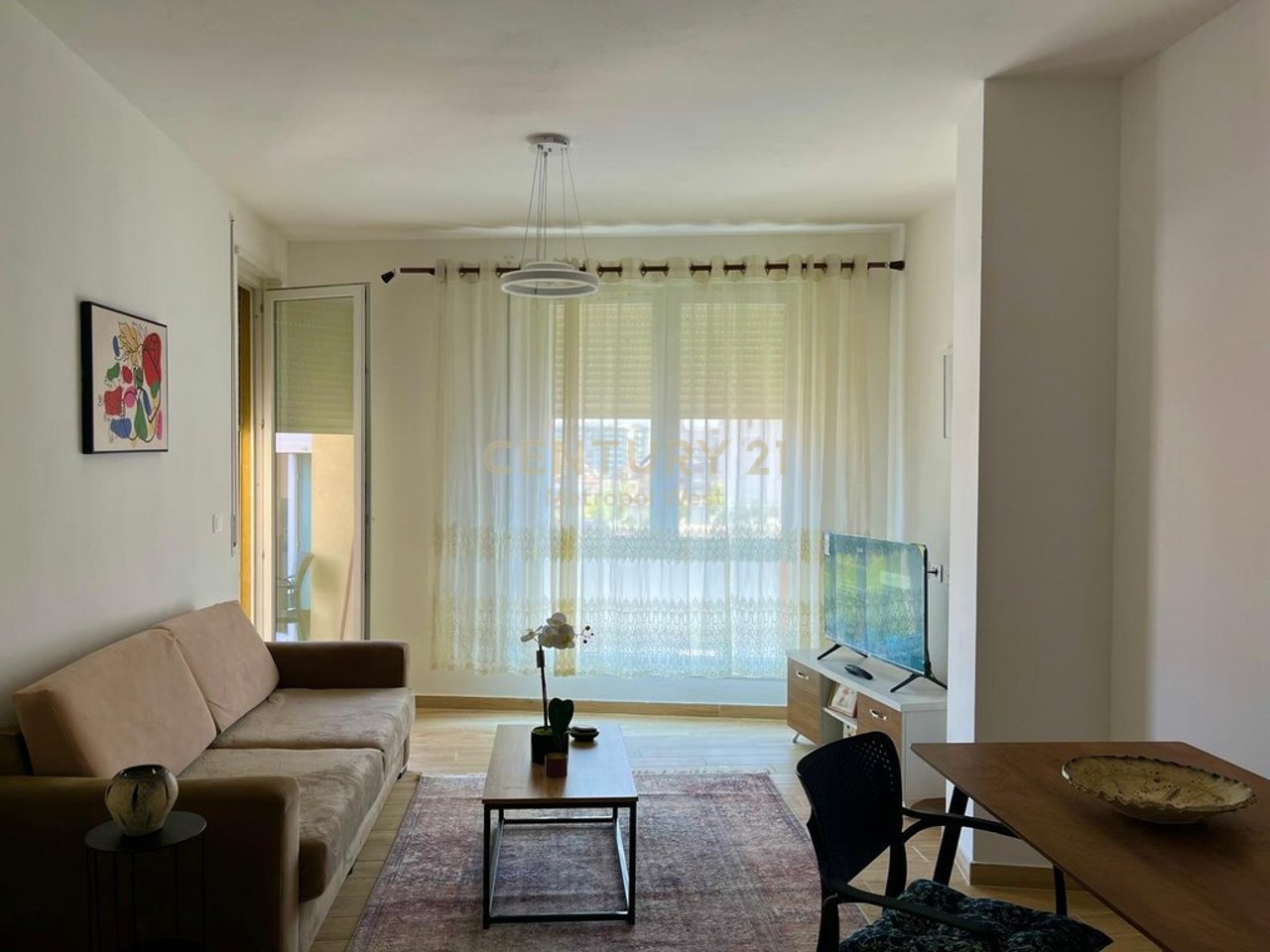 Apartament 1+1 me Qira –  Ish Tregu Elektrik, Tiranë