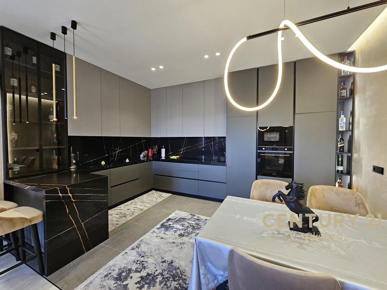 JEPET ME QIRA VILE NE SELITE