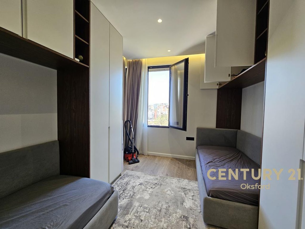 JEPET ME QIRA VILE NE SELITE