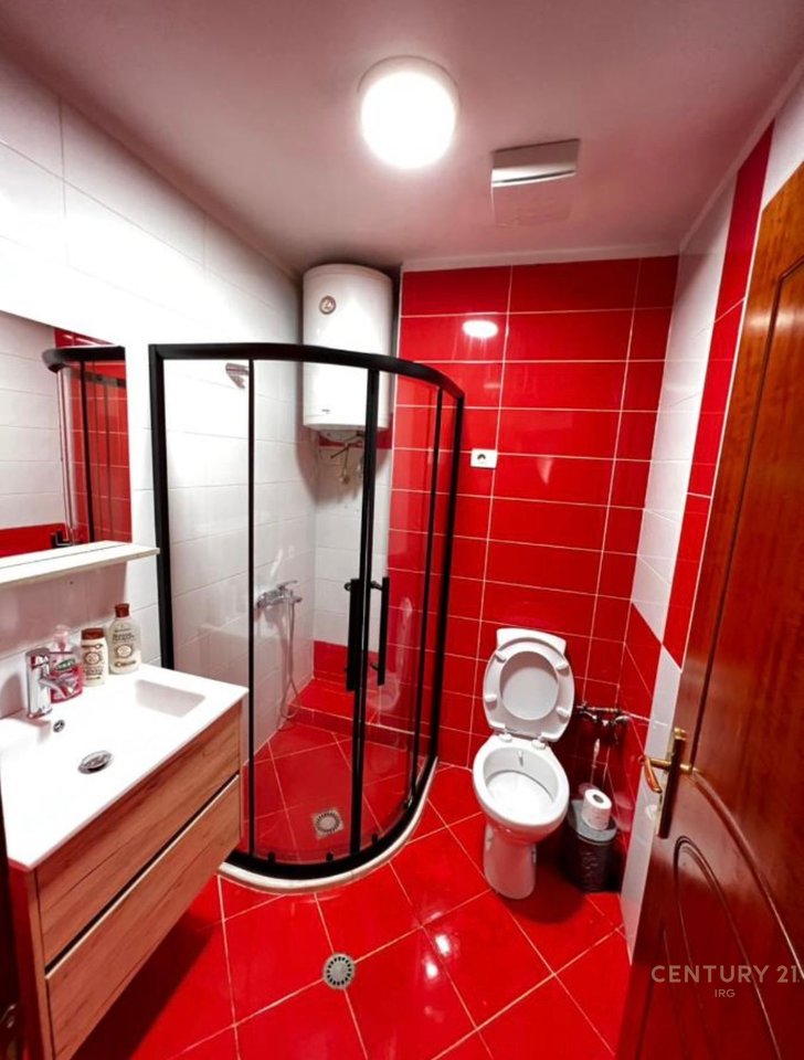 JEPET ME QIRA APARTAMENT 2+1, MYSLYM SHYRI!