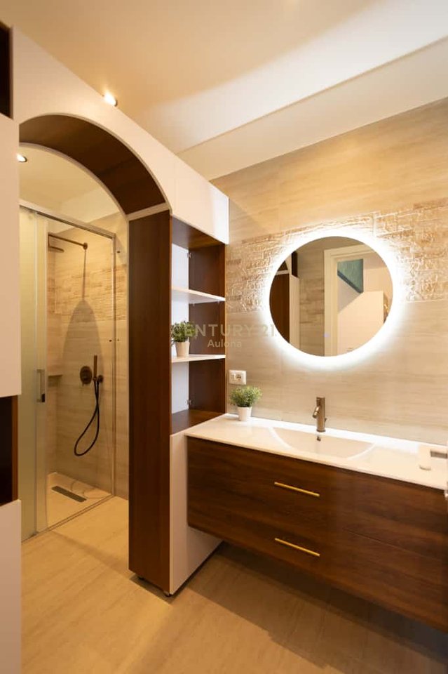 Exclusive Designer Apartment in Vlora: A Dream Home with a 120 m² Panoramic Terrace