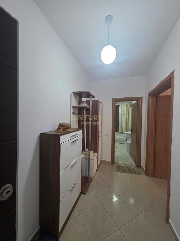 SHESIM APARTAMENT  1+1+ VEND PARKIMI PRANE GRAND BLUE FAFA -GOLEM
VIJE E PARE ME DETIN