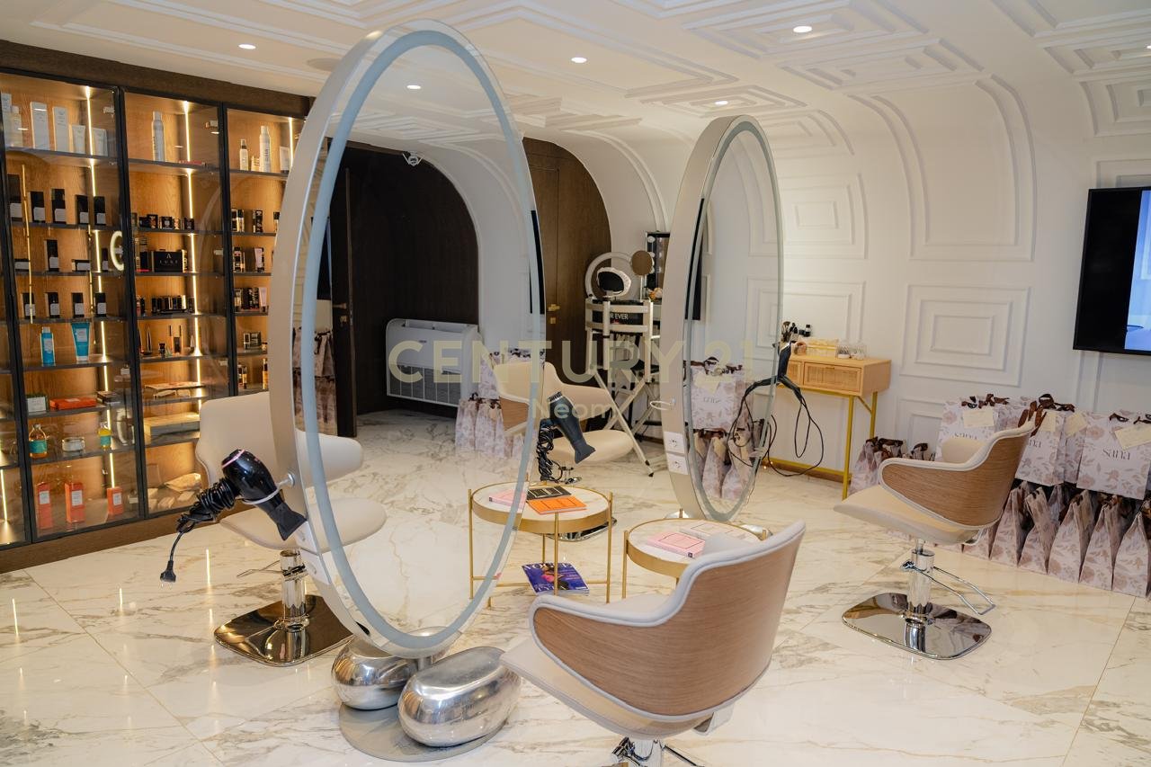 Attività in Vendita – Salone di Parrucchiere e Estetica