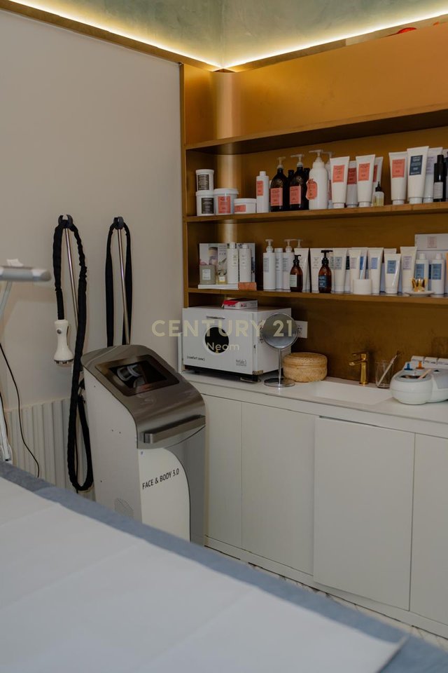 Attività in Vendita – Salone di Parrucchiere e Estetica