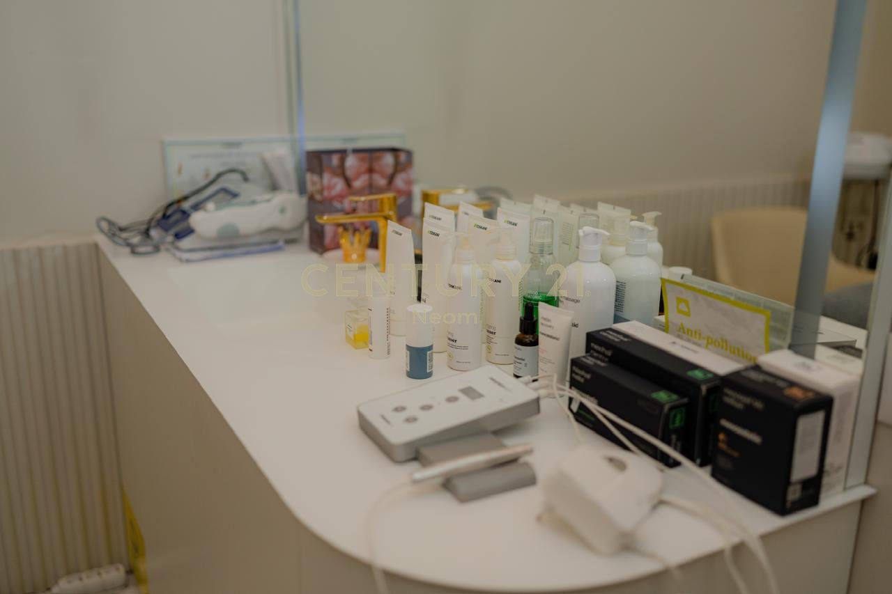 Attività in Vendita – Salone di Parrucchiere e Estetica