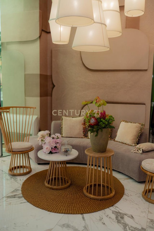 Attività in Vendita – Salone di Parrucchiere e Estetica