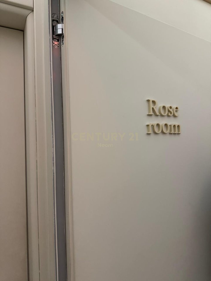 Jepet me Qira – Ambient Estetik në Zonë Super Elitare