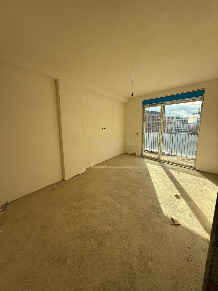 SHITET APARTAMENT 3+1+2 TEK KOMPLEKSI "ORBITAL 6" , BULEVARDI I RI !