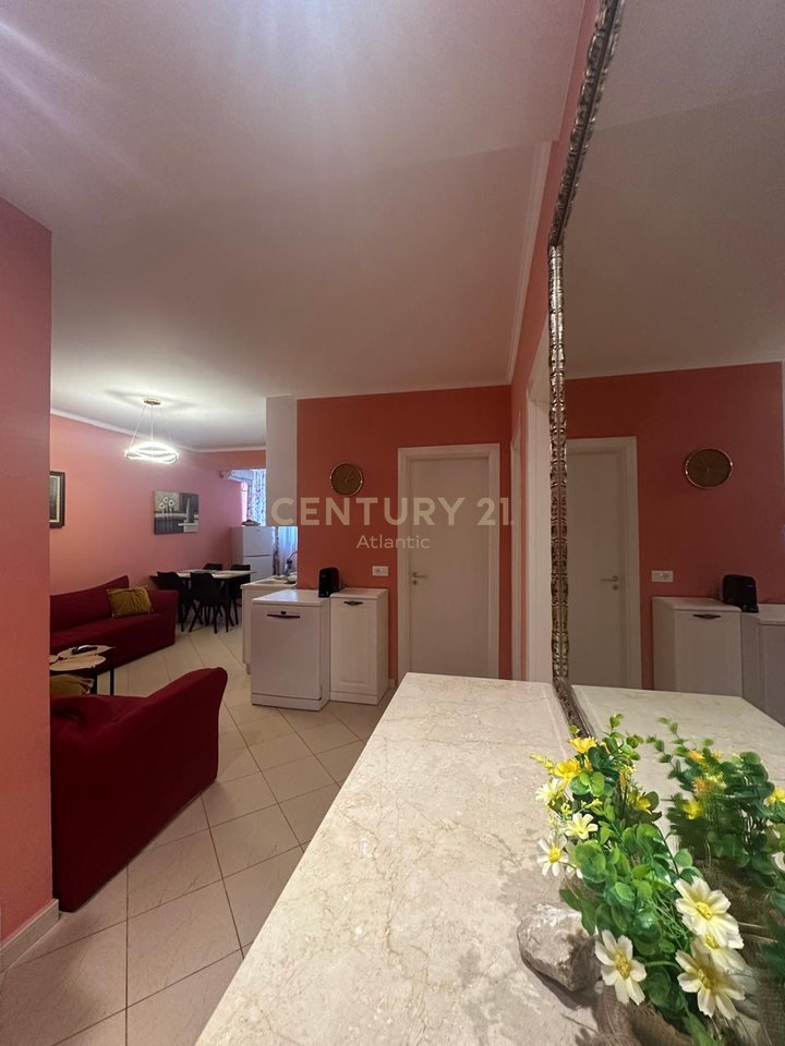 Apartament 2+1 me pamje deti për shitje  në Mali i Robit, Durrës