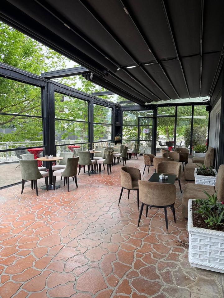 JAPIM ME QIRA HOTEL BAR RESTAURANT!