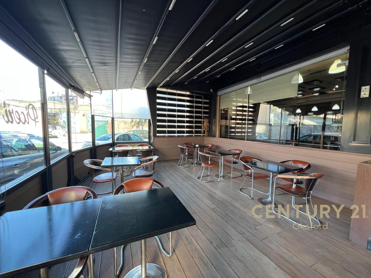 SHESIM NJESI SHERBIMI + BIZNES BAR-RESTORANT, PRANE RRUGES DRITAN HOXHA