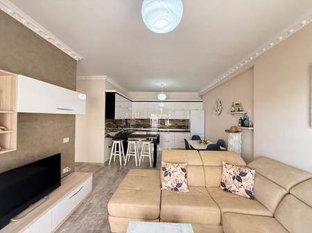 Jepet me Qira  Apartament 1+1 me Pamje Deti në Plazh, Durrës - 500€ | 70 m²