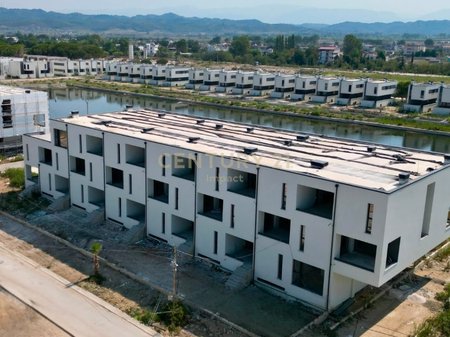 SHESIM APARTAMENT 1+1 TEK TURQUOISE MARINA, GJIRI I LALEZIT