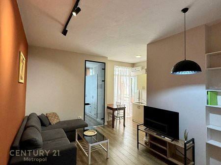 JEPET ME QIRA APARTAMENT 1+1 TEK LIQENI ARTIFICIAL!