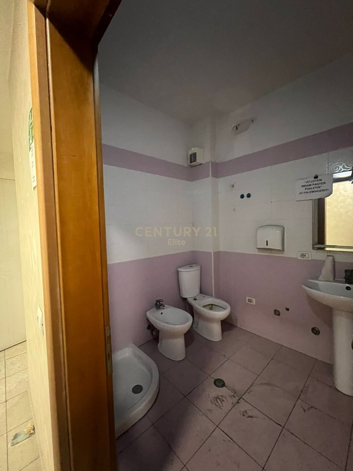 Qira, Ambient Biznesi, Kashar