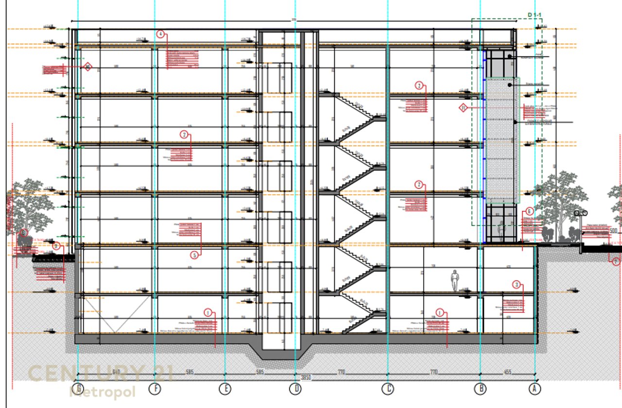 OFROJ PER QIRA AMBIENTE KOMERCIAL ME SIPERFAQE TOTALE 13.000M, CASA ITALIA!