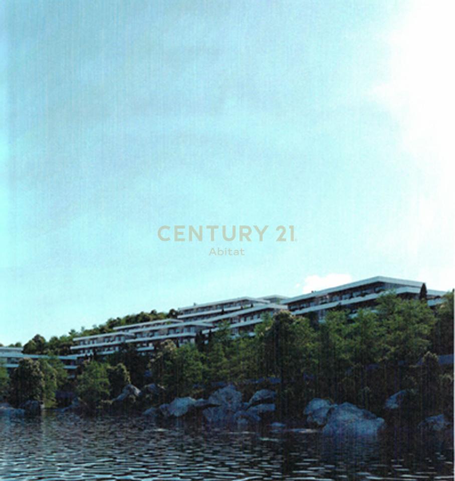 Apartament 3+1+2 dhe Verande në shitje ne Farka Lake Front Residence