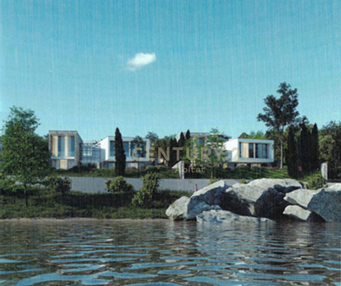 Apartament 3+1+2 dhe Verande në shitje ne Farka Lake Front Residence