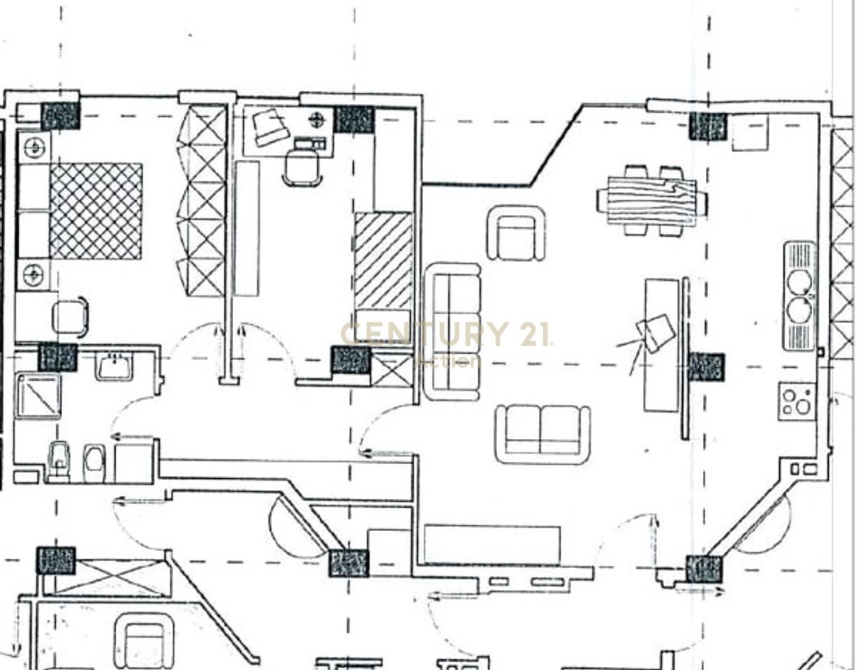 🏢 Apartment/Business Space for Sale 103 m² – 2+1 – Prime Location (21 Dhjetori) 🌟