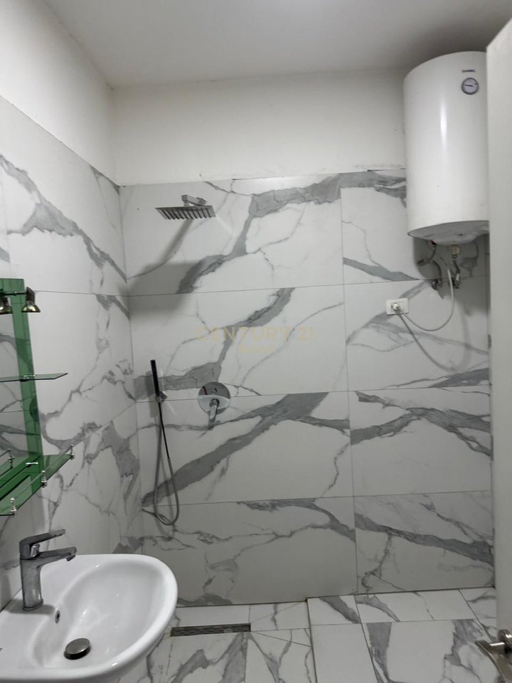 For rent Apartment 1+1 Dibra Street!