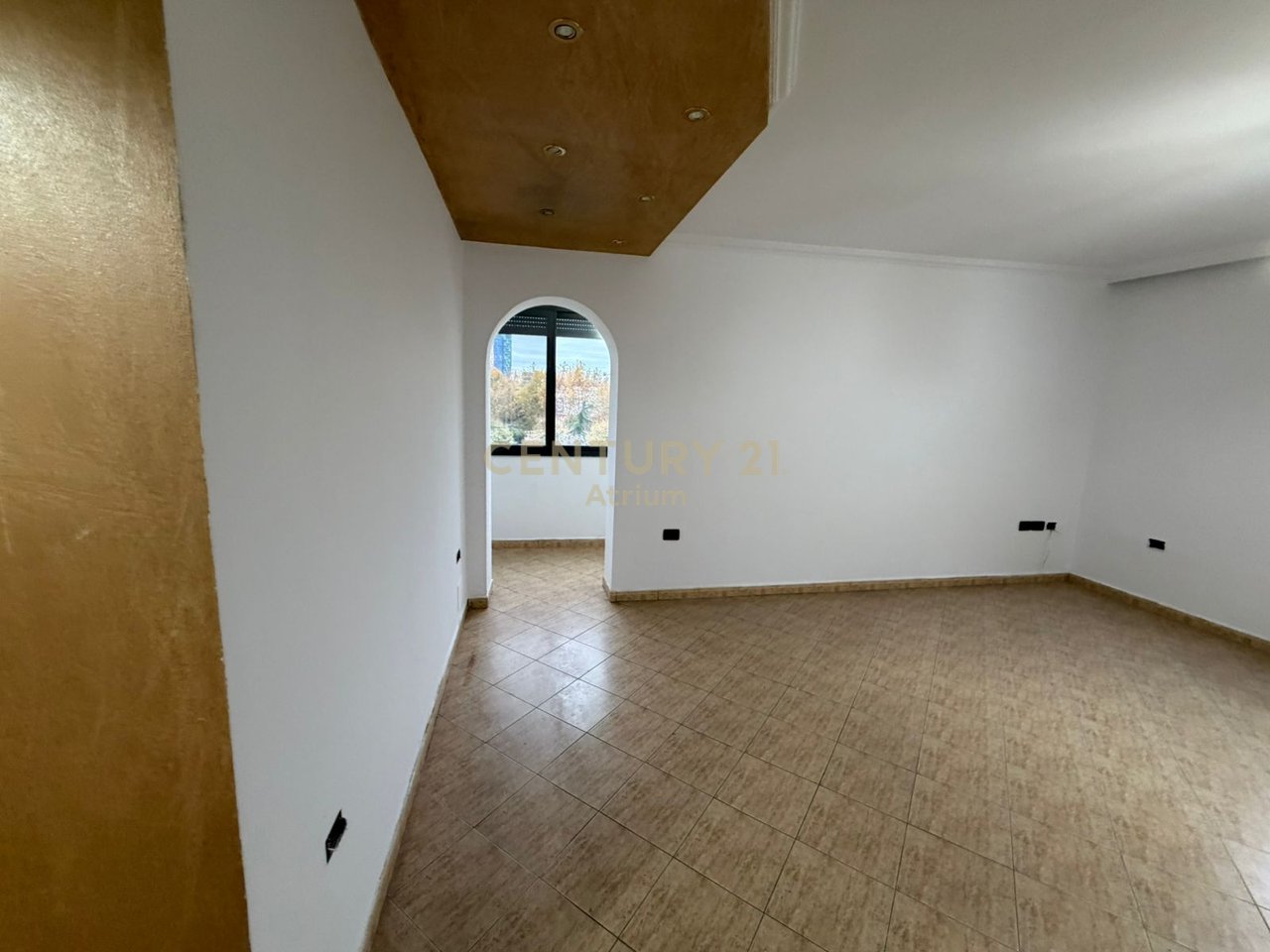 SHESIM APARTAMENT 2+1 TE RRUGA E ELBASANIT !