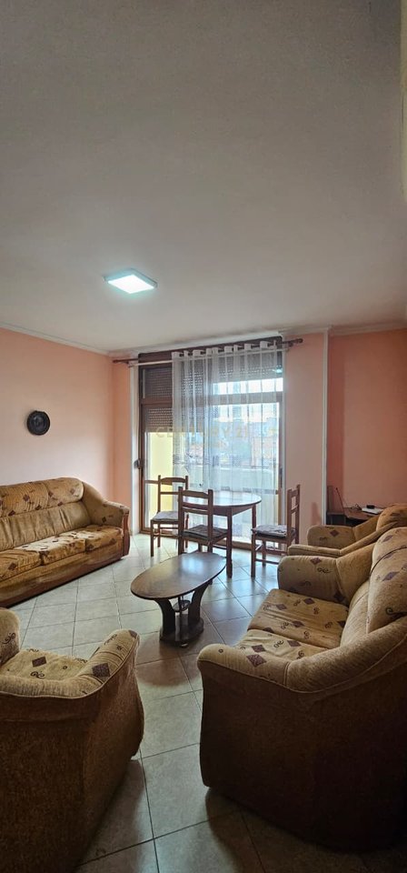 Appartamento 2+1 in affitto in via Bardhyl