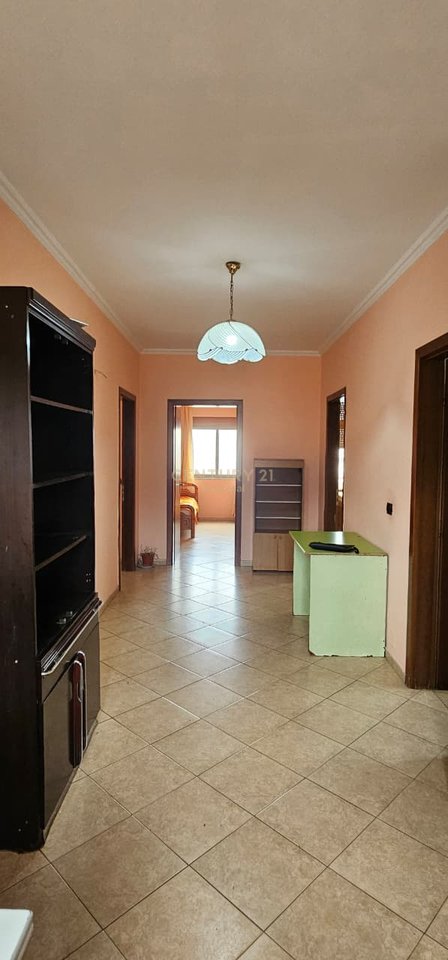 Appartamento 2+1 in affitto in via Bardhyl