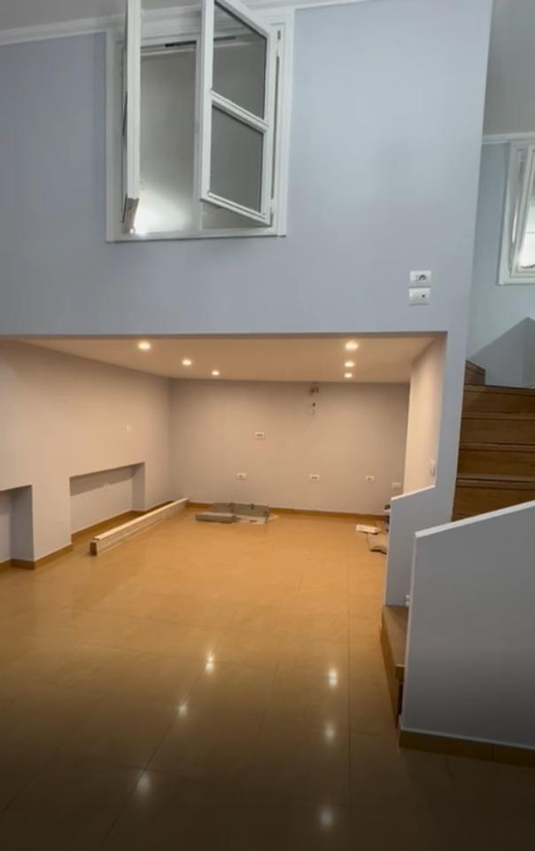 Duplex  Për Shitje në Fresku, Tiranë