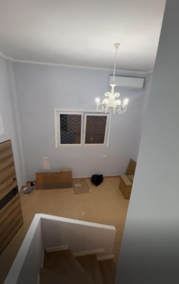 Duplex  Për Shitje në Fresku, Tiranë